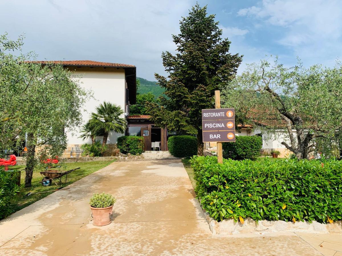 Agriturismo Il Castagneto Padula Buitenkant foto