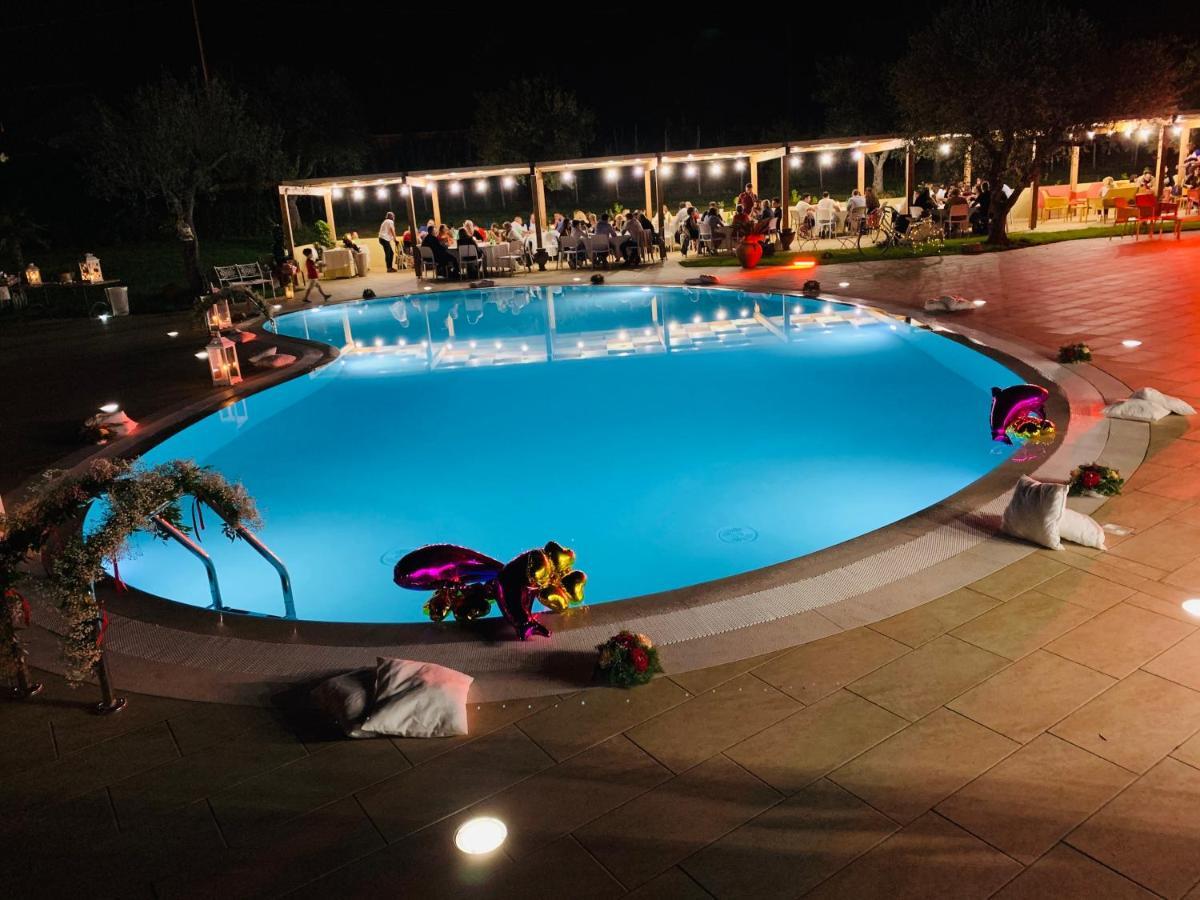 Agriturismo Il Castagneto Padula Buitenkant foto