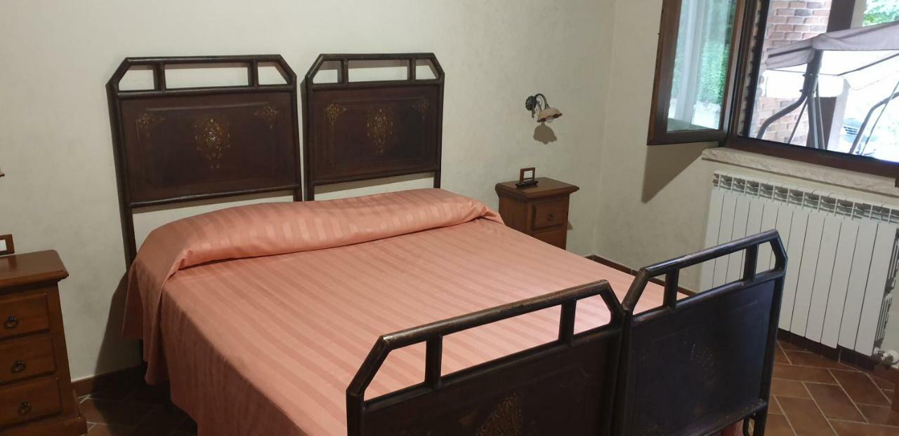 Agriturismo Il Castagneto Padula Kamer foto